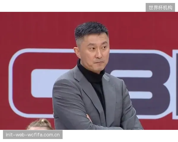 主教练面临幸福的烦恼，如何将众多攻击线球星有效整合进一个战术体系是成功的关键。